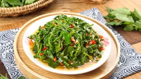 Как разобраться в зеленых салатах: от руколы до пак-чоя — вкус, сочетания и заправки