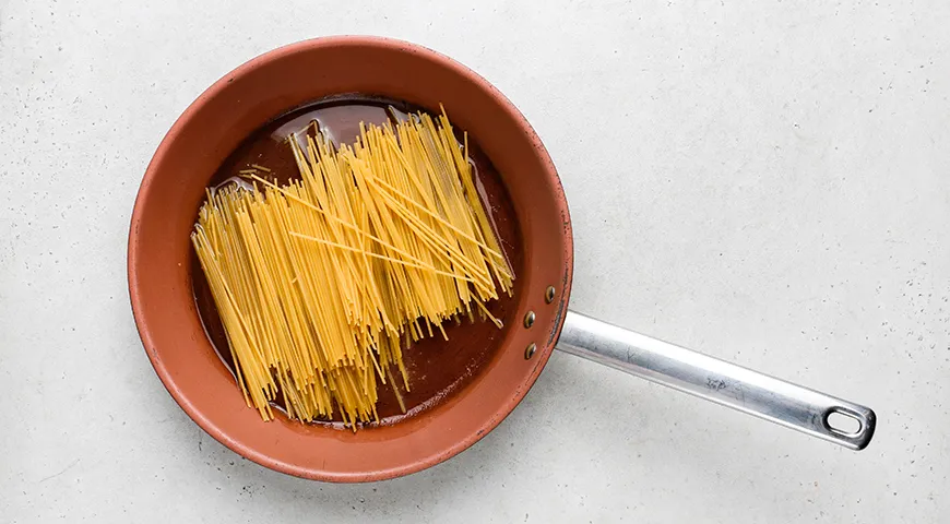 Жареные спагетти