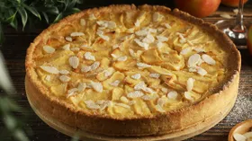 Песочный пирог с маскарпоне и яблоками