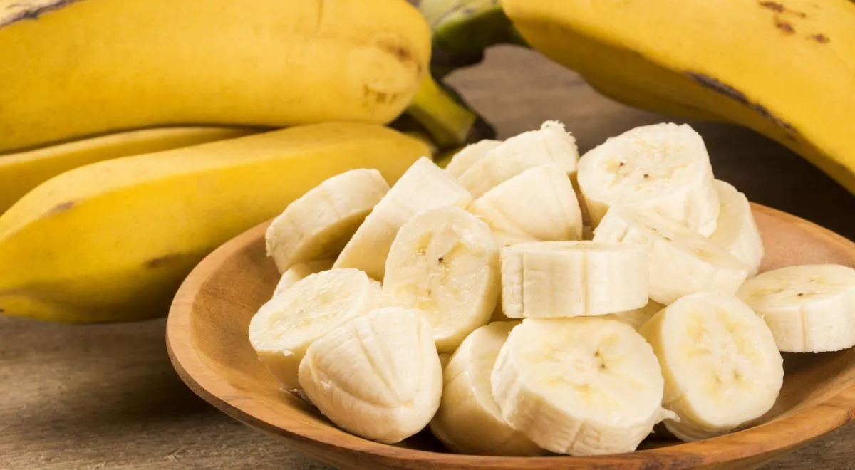 Какие бананы полезнее: спелые или зеленые
