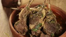 Рецепты с мясом, соусами и вином белым