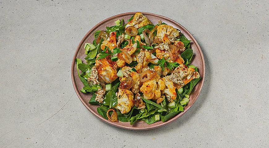 Жареный салат из цветной капусты