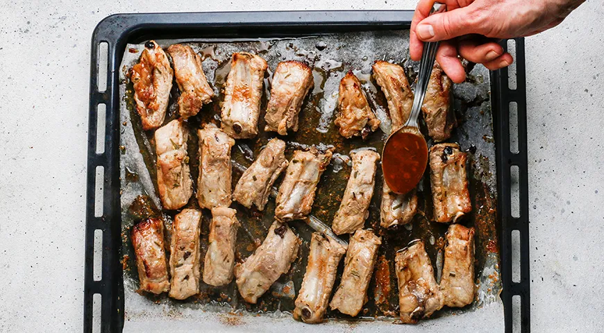 Свиные ребра в пиве