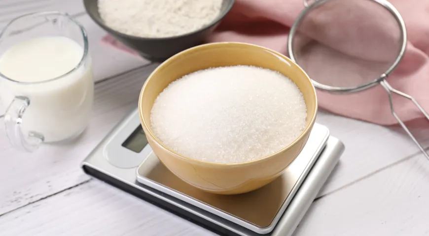 Во всех профессиональных рецептах указывают точный вес ингредиентов