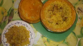 Тыква, фаршированная рисом с курицей и грибами