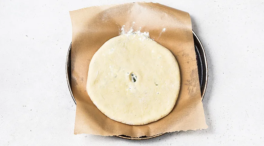 Осетинский пирог с курицей и сыром