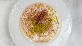 Овсяная каша с финиками и маслом соленых лимонов