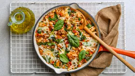 Куриный фарш с фасолью и шпинатом