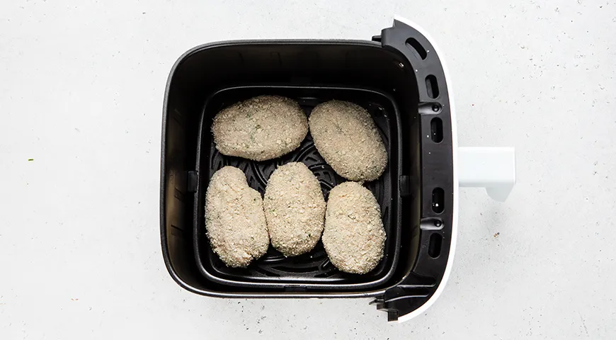 Куриные котлеты в аэрогриле