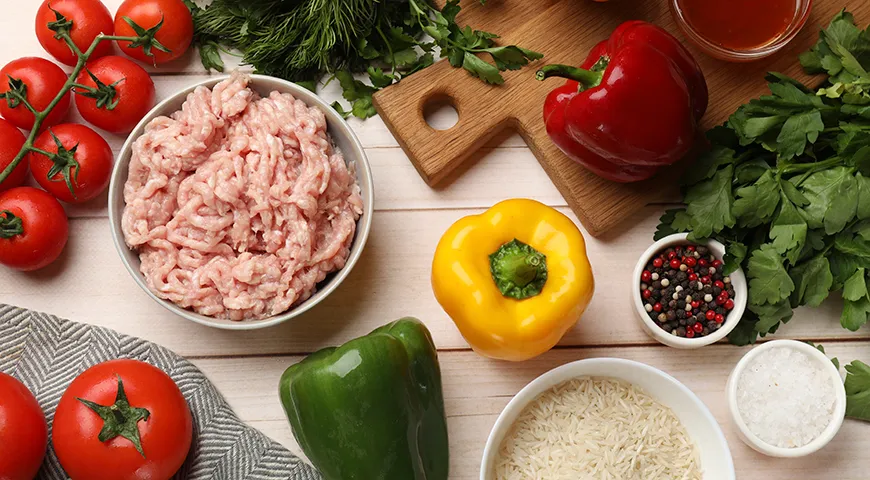 Базовые ингредиенты для приготовления фаршированного перца