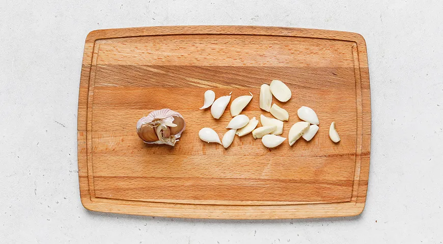 Свиной подчеревок, запеченный в духовке