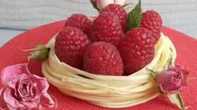 Рецепты с желатином, ягодами и мукой миндальной