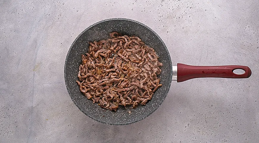 Рисовая лапша со свининой