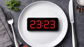 Стало известно, какие полезные продукты могут перебить сон — не ешьте их на ночь