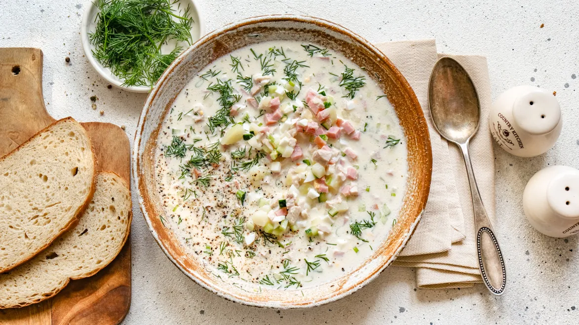 Рецепт окрошки на курином бульоне