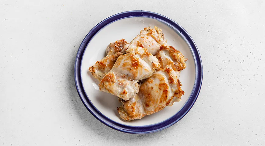 Закусочный торт Наполеон с курицей и грибами