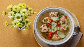 Рыбный суп из форели с картофелем по-итальянски