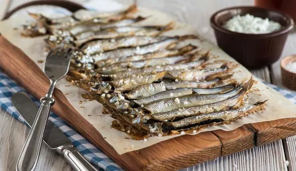 Мойва, запеченная в духовке