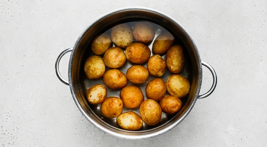 Жареная молодая картошка