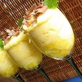 Банановый коктейль с мороженым