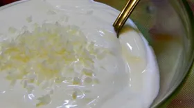 Рецепты на завтрак с кисломолочными продуктами и кокосом