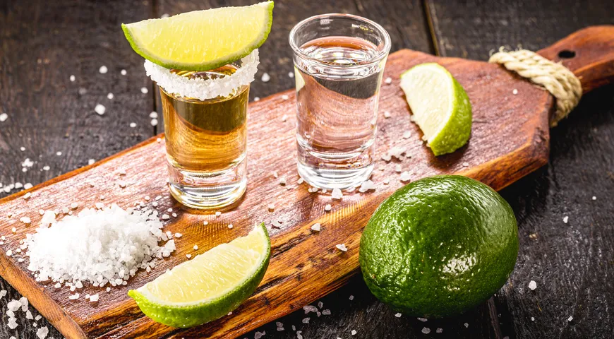 Качественная текила всегда прозрачна, без мути или осадка