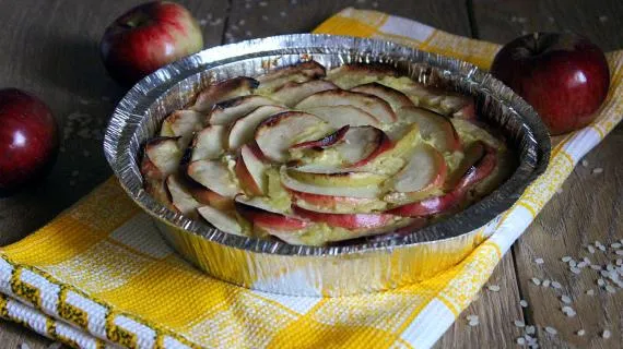 Творожно-рисовая запеканка с яблоками и ягодами годжи, рецепт