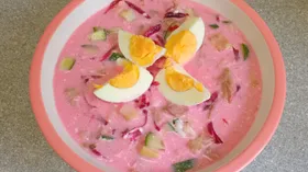 Свекольник с запечённый курицей