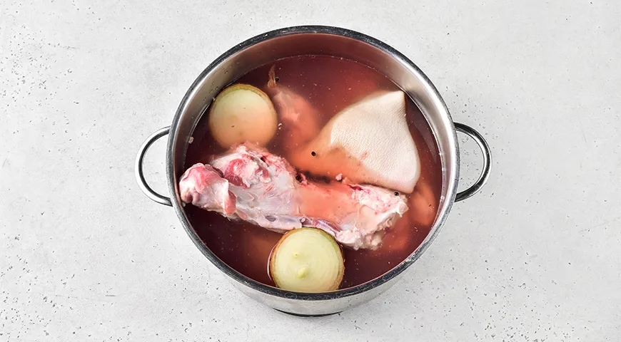 Колбаса из свиной рульки в домашних условиях