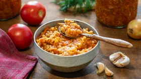 Салат с перловкой и овощами на зиму