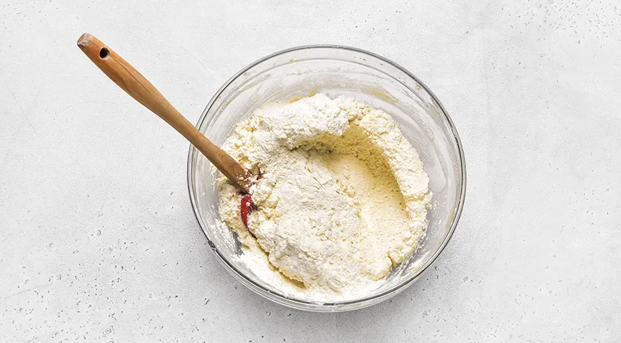 Пышные сырники на сковороде