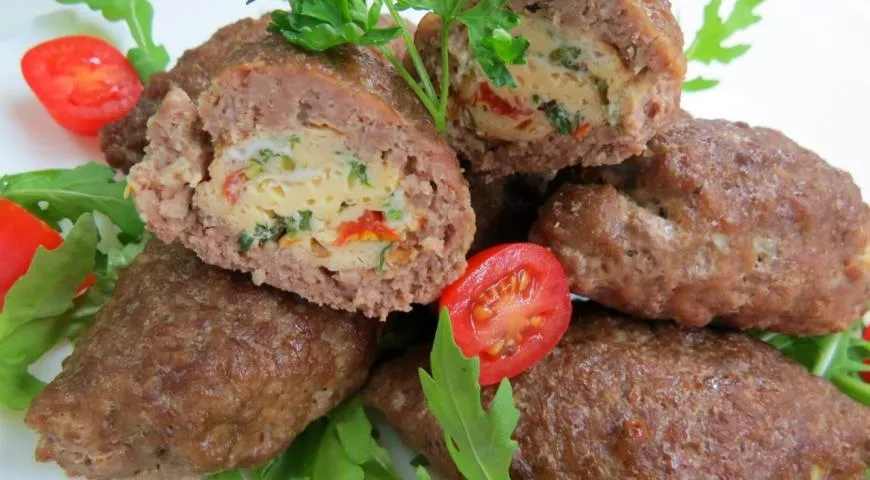 Зразы мясные с луком