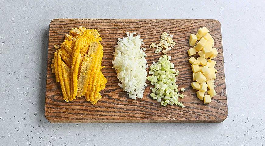 Кукурузный чаудер с лисичками