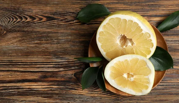 Как правильно чистить и есть помело: разбираемся в вопросе