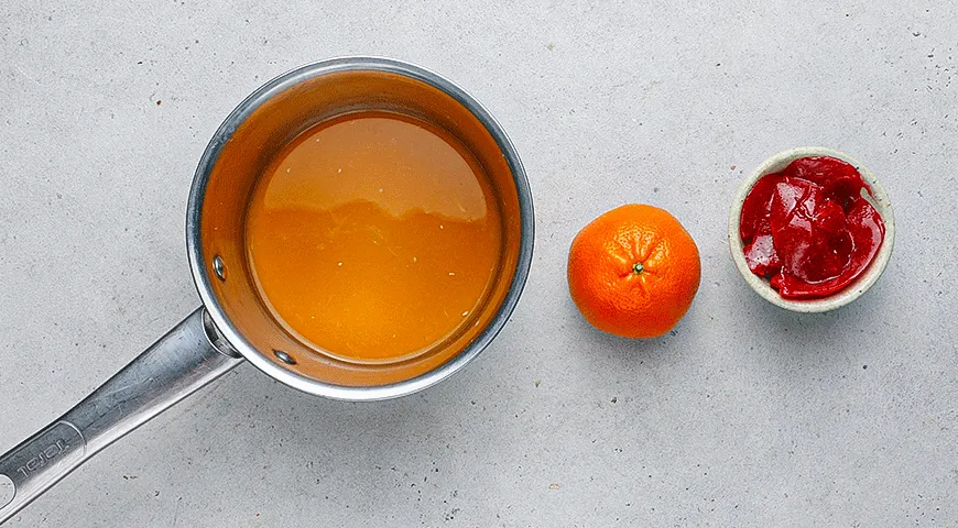 Цитрусовая утка с клюквой и картофелем