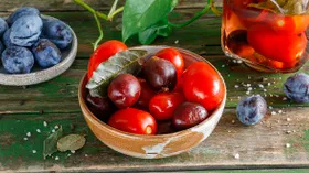 Рецепты с гвоздикой, фруктами и томатами
