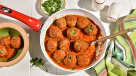 Мясные тефтели в томатном соусе