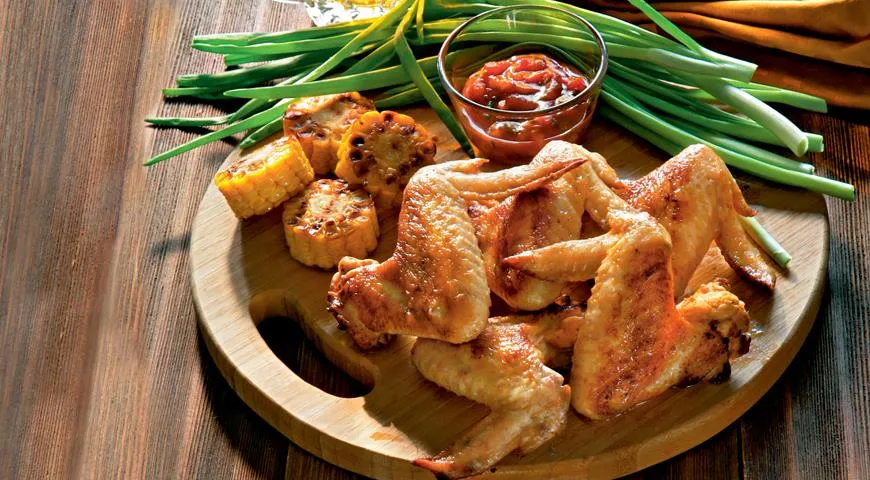 Крылышки, маринованные в остром маринаде и обжаренные на гриле