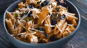 Рецепты с пармезаном, томатами и песто