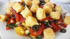 Рецепты с сырами, черри и огурцом