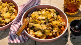 Азу из курицы с солеными огурцами