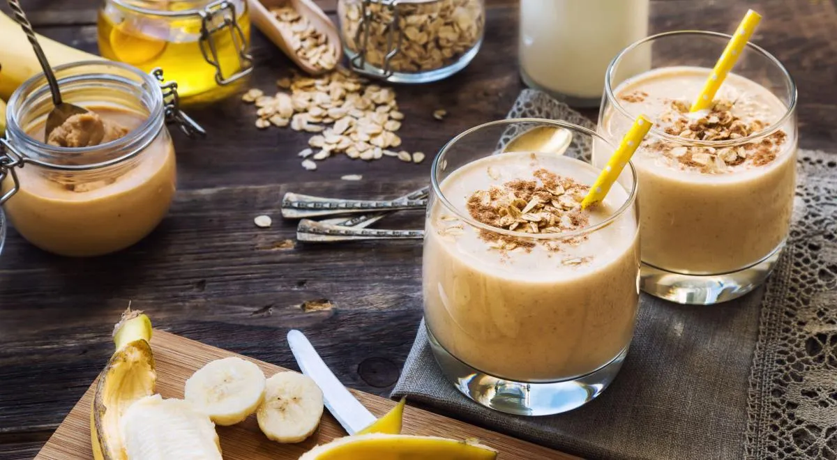 5 рецептов белковых смузи, которые заменят обед и прием витаминов