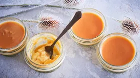 Рецепты с яйцом куриным, сливками и карамелью