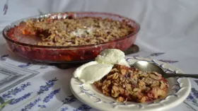 Сливовый крамбл