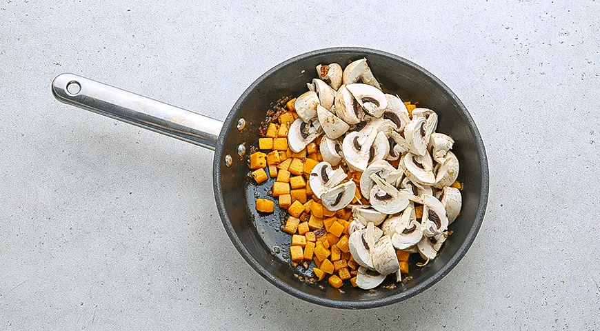 Пшенная каша с тыквой и грибами