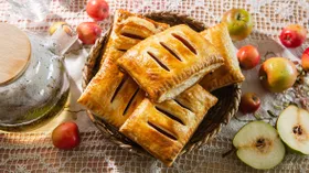 Слойки с повидлом