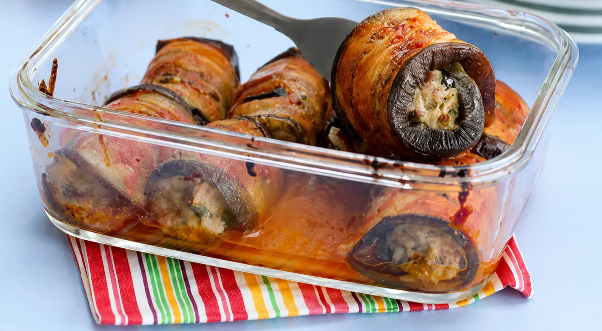 Рулеты из баклажанов с мясом