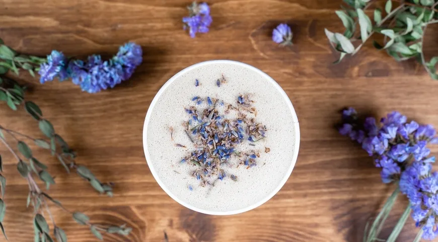 Раф-кофе с лавандой