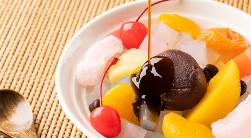 Анмицу, японское фруктовое блюдо с желе 