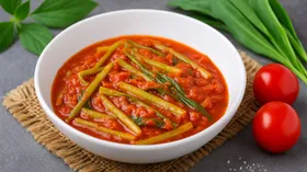 Черемша в томатной пасте